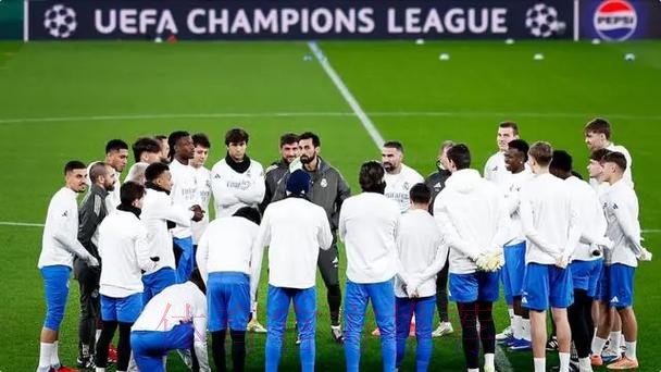 阿斯:皇马高层现场观战英格兰 密切关注贝林体能 阿斯:皇马高层现场观战英格兰 密切关注贝林体能