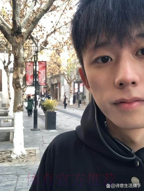 安帅谈哈维言论:每个人都有自己观点 我更愿谈比赛